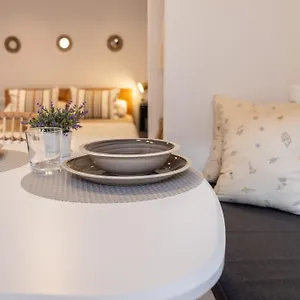  Apartment Nisha